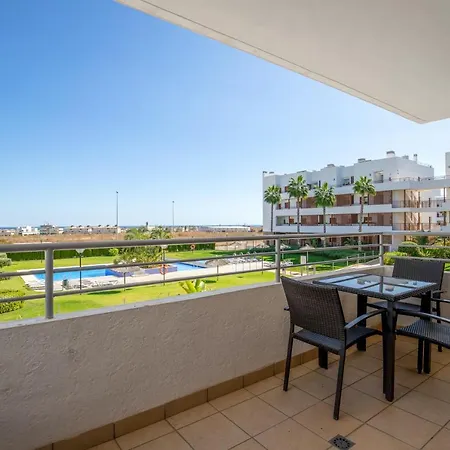Spacious In With Sea View *
